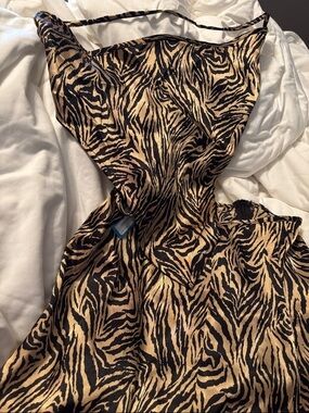 Saffire zebra  Print Satin look zip up front slit Skirt - Black & Tan set Small